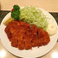 Snapdishの料理写真:とんかつ🐽|Munenori Ishiiさん