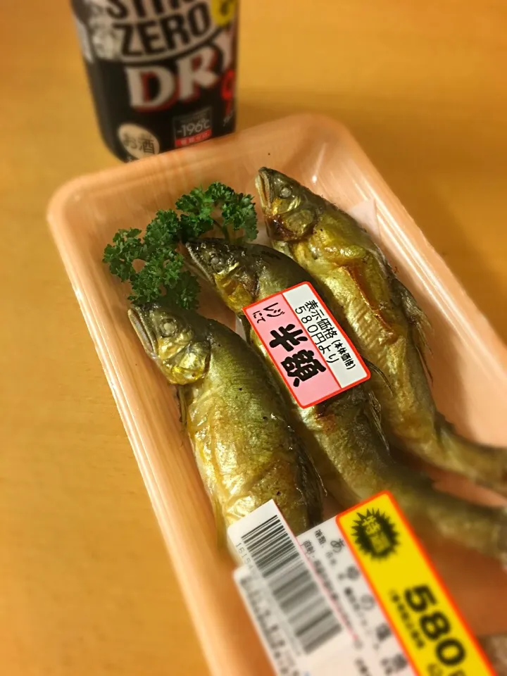 鮎の塩焼き 半額…いただきます*･゜ﾟ･*:.｡..｡.:*･'(*ﾟ▽ﾟ*)'･*:.｡. .｡.:*･゜ﾟ･*|アリエッティさん