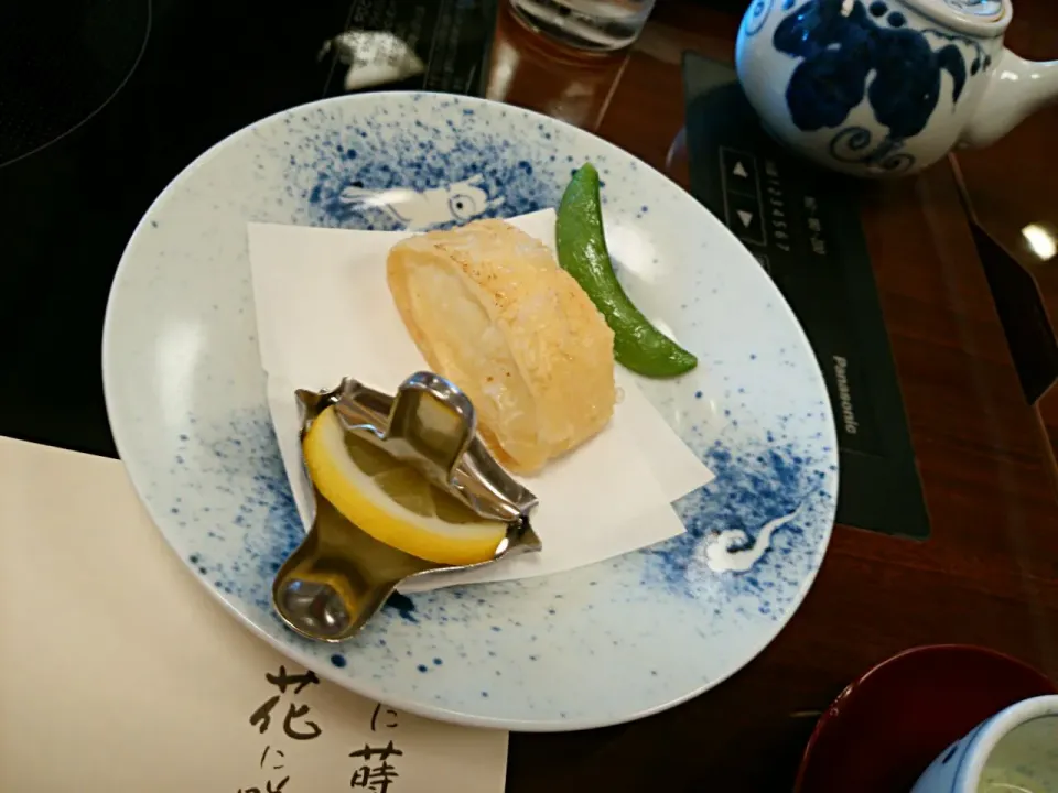 梅の花ランチ　魚のすり身の湯葉包み揚げ|ミチルさん