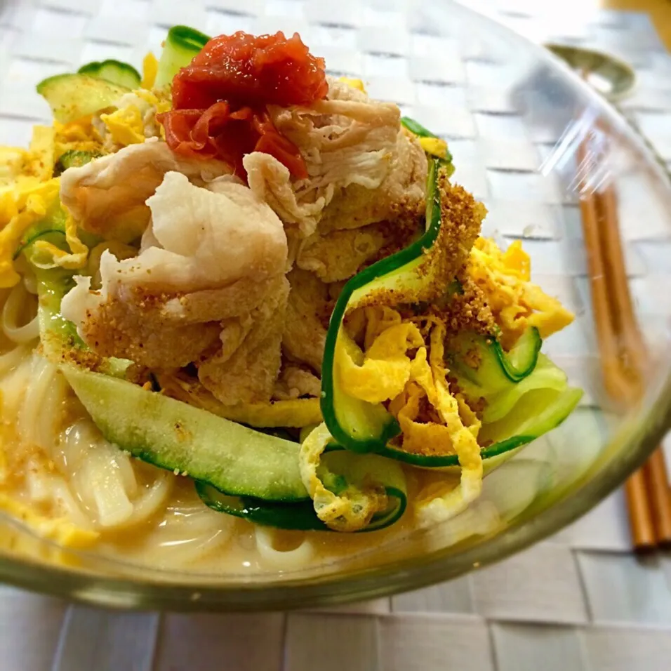 豚しゃぶの梅豆乳冷麺／Chilled Soy Milk Noodle Soup with Pork Shabu-shabu 🐖🌿|angiee♡さん