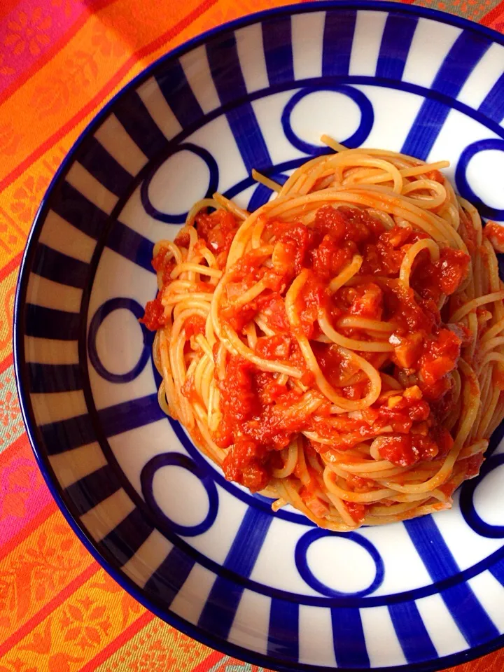 今日のランチはアマトリチャーナ🍝|Hollyさん