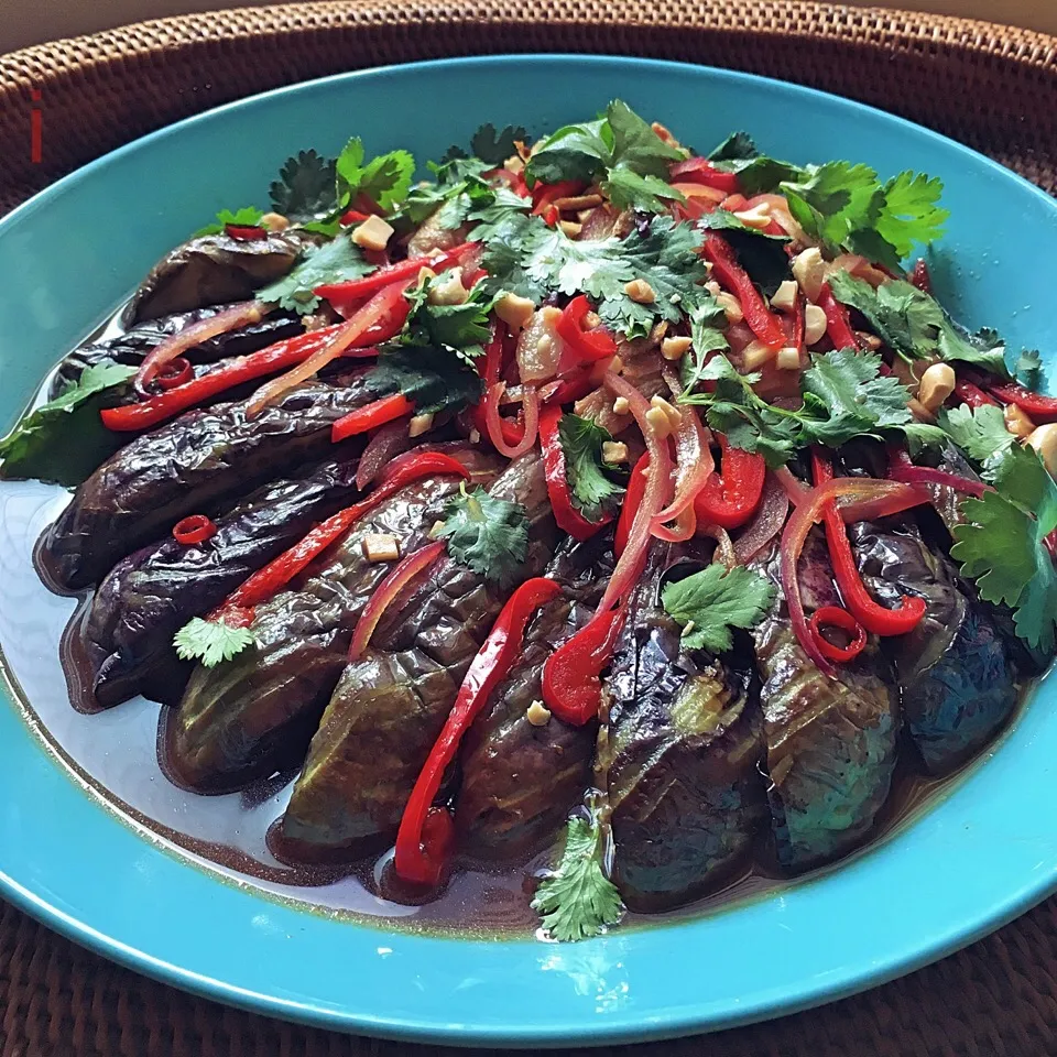 Snapdishの料理写真:Mayさんの料理 ナスのベトナム風サラダ 【Vietnamese-style eggplant salad】|izoomさん