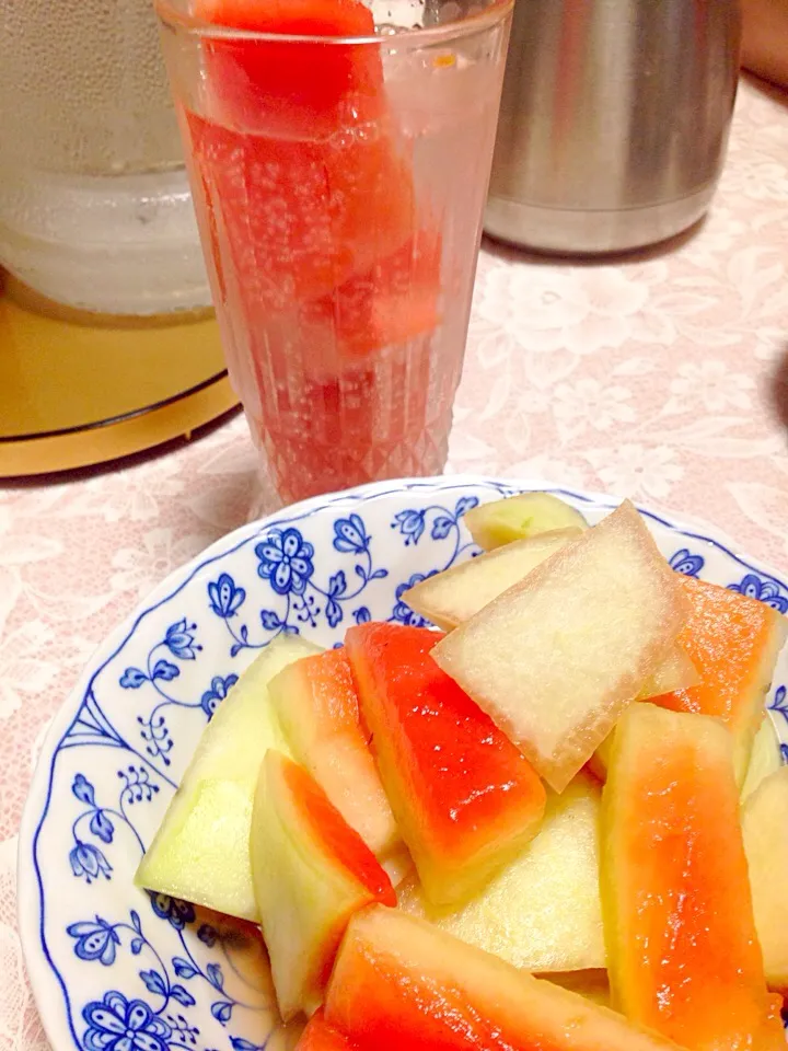 スイカの皮のお漬物🍉スイカサワー🍉|SUN.yokotanさん