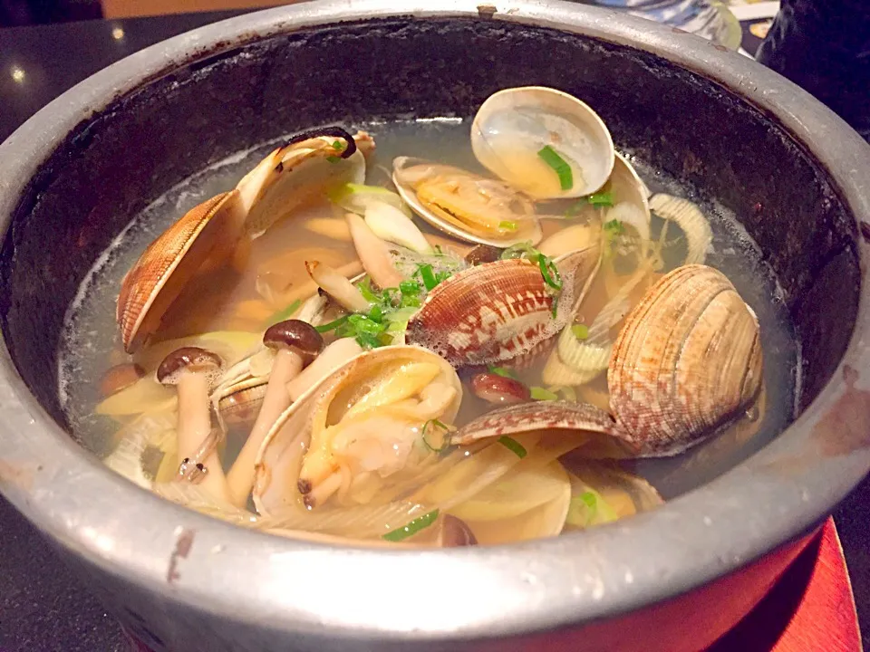 Snapdishの料理写真:Clams with sake|Sky Blueさん