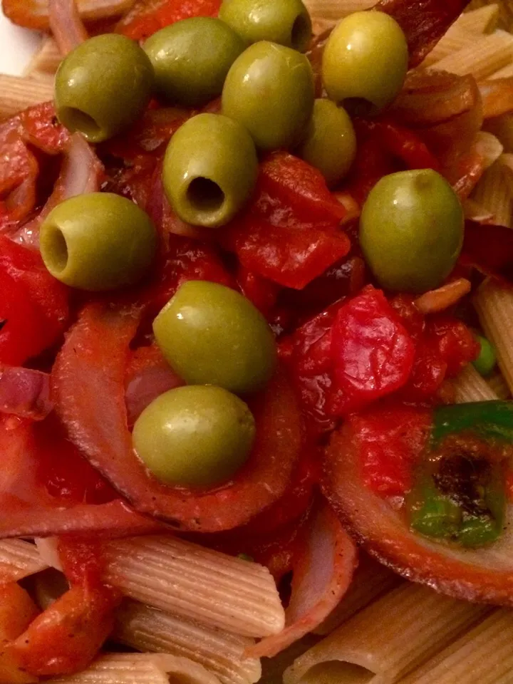 Pasta with olives & tomato|Nick Hiderさん