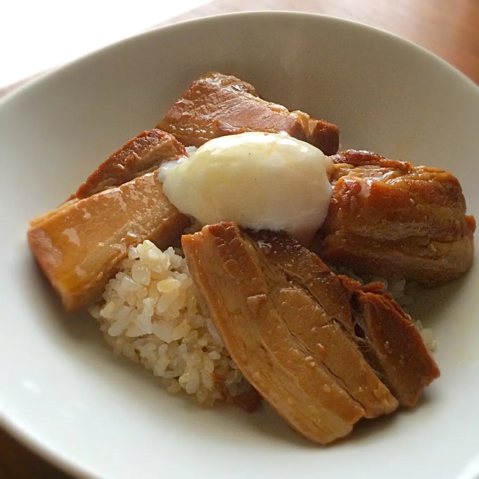 ラフテー温玉丼|マユマユさん