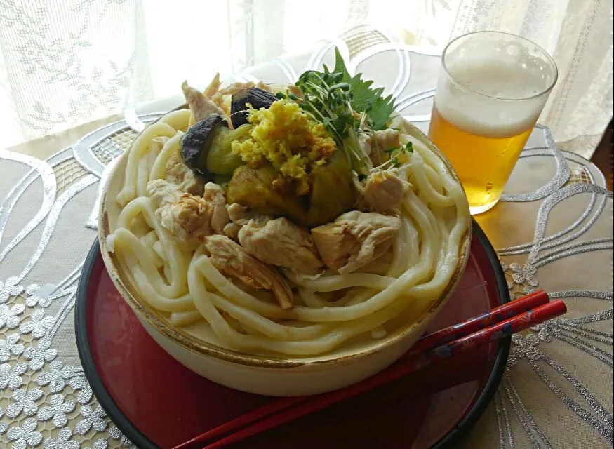 Snapdishの料理写真:｢焼き茄子とチキンの…冷たいうどん｣～麺つゆ・ぽん酢・ゴマだれ、お好きな味でどうぞ＾＾❣～|*ママちゃん*さん