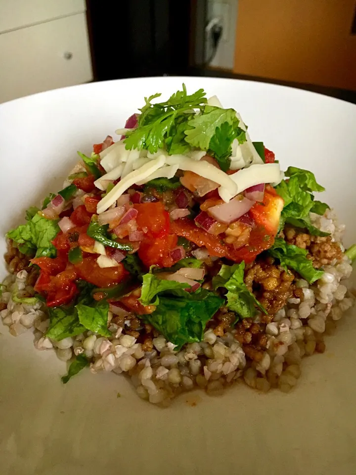 Mex-Oki fusion SUPERFOOD
"Taco Buckwheat" instead of "Taco Rice"＊タコライス⇨タコ＋蕎麦の実|Miboさん