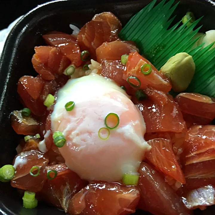 漬けマグロ丼😍|きのすけさん