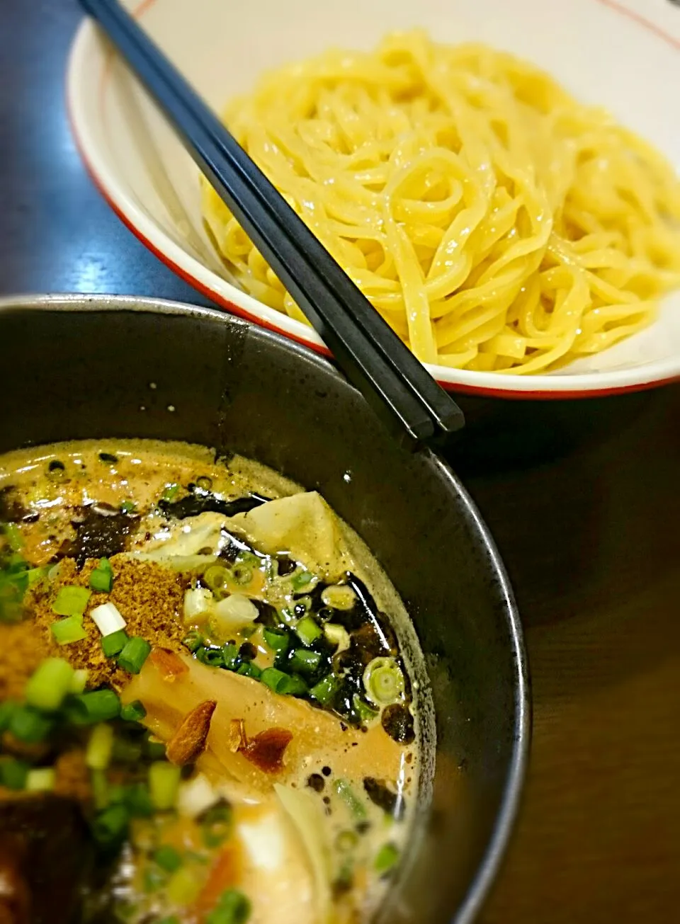 Snapdishの料理写真:~大井町・幸龍~
黒虎(豚骨醤油つけ麺)|りくれんさん