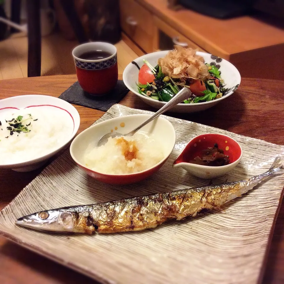 焼き秋刀魚、たたききゅうりと水菜のひじき雑穀サラダ 2016.8.28|キラ姫さん