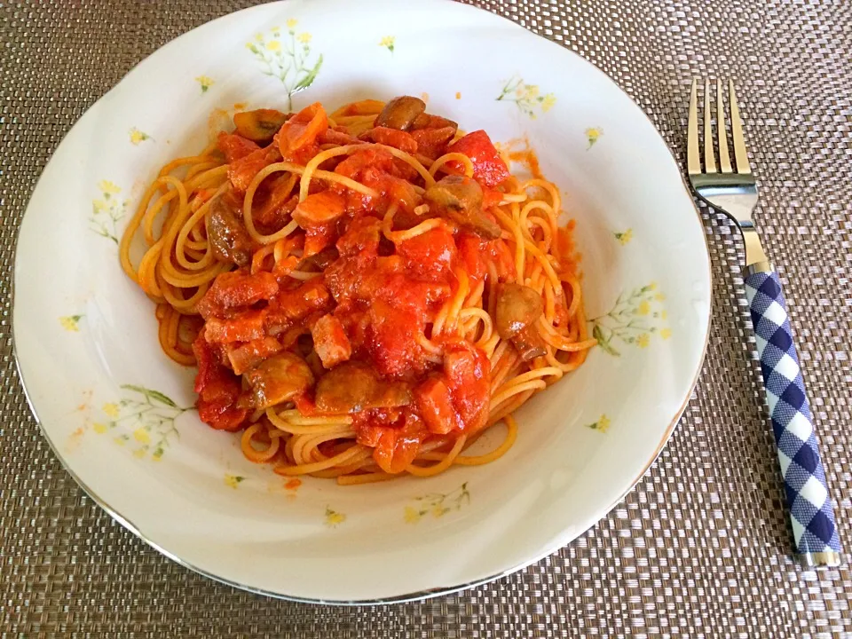 bacon tomato pasta🍝|Airene Cailoさん