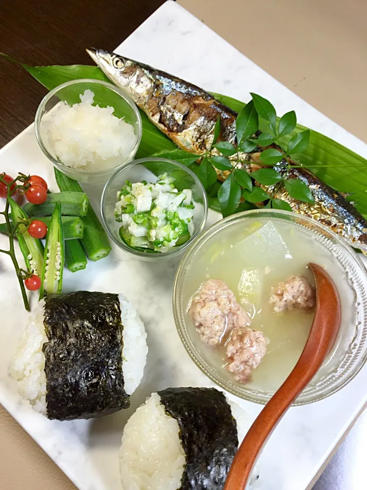 Snapdishの料理写真:新秋刀魚塩焼き 
冬瓜鳥挽肉生姜あんかけ
オクラ 長芋 胡瓜酢の物|shokohanさん