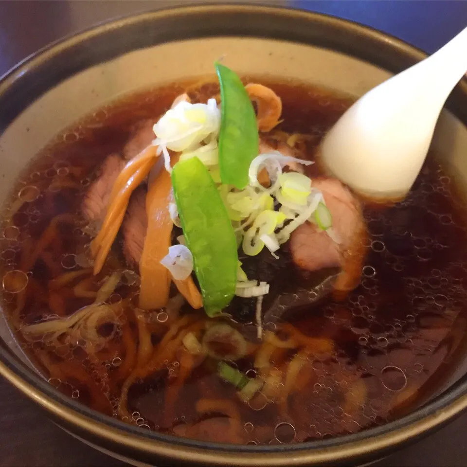 久しぶりのたかせでラーメン
ご主人、もう鍋を振れなくなっていて悲しくなったT^T
ご馳走様でした。|lazy104さん