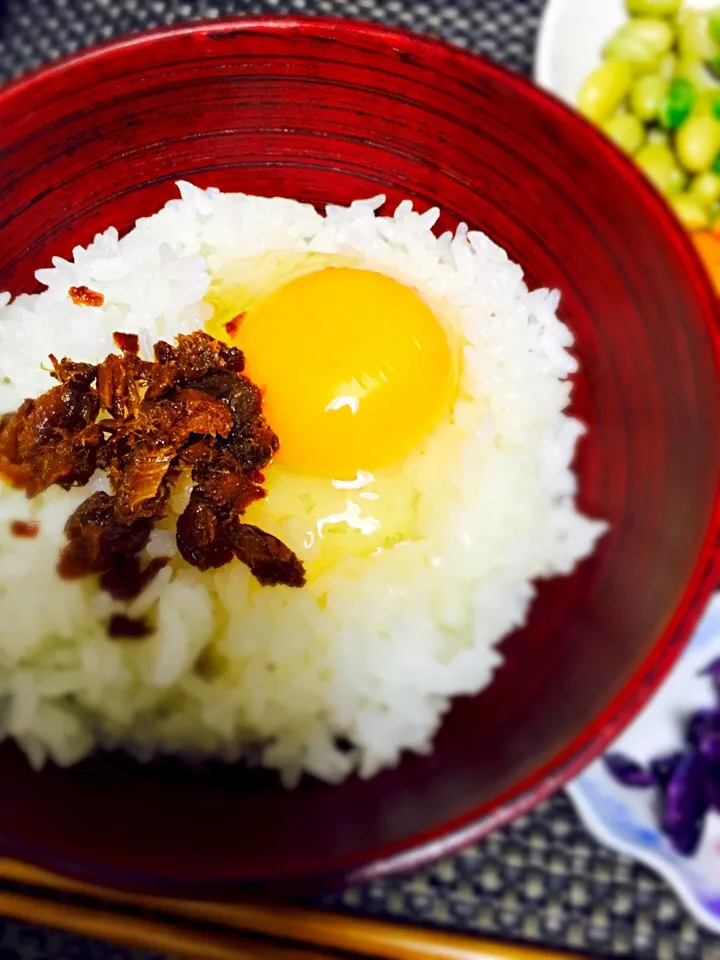 朝ごはん🐟羽床総本店の超高級な鮪の角煮入りたまごかけごはん💛😍|葉っぱのおさらyokomamaさん