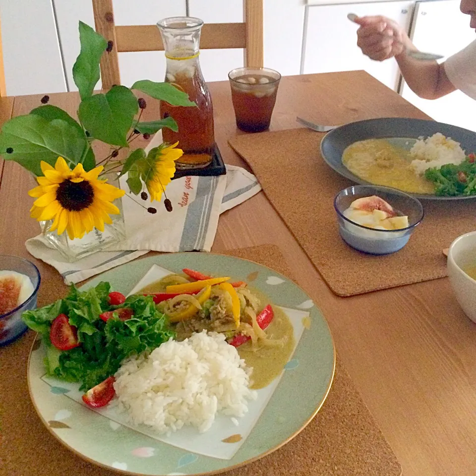 アボカドと豚ミンチ、パプリカのグリーンカレー|tommyさん