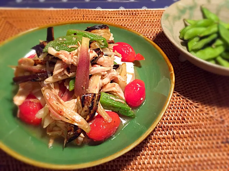 夏野菜のマリネをお豆腐にON🎵最近美味しさを再発見したササミでタンパク質も補充して。トマトは湯むきしてマリネしておいたものを利用🤗|Plum treeさん