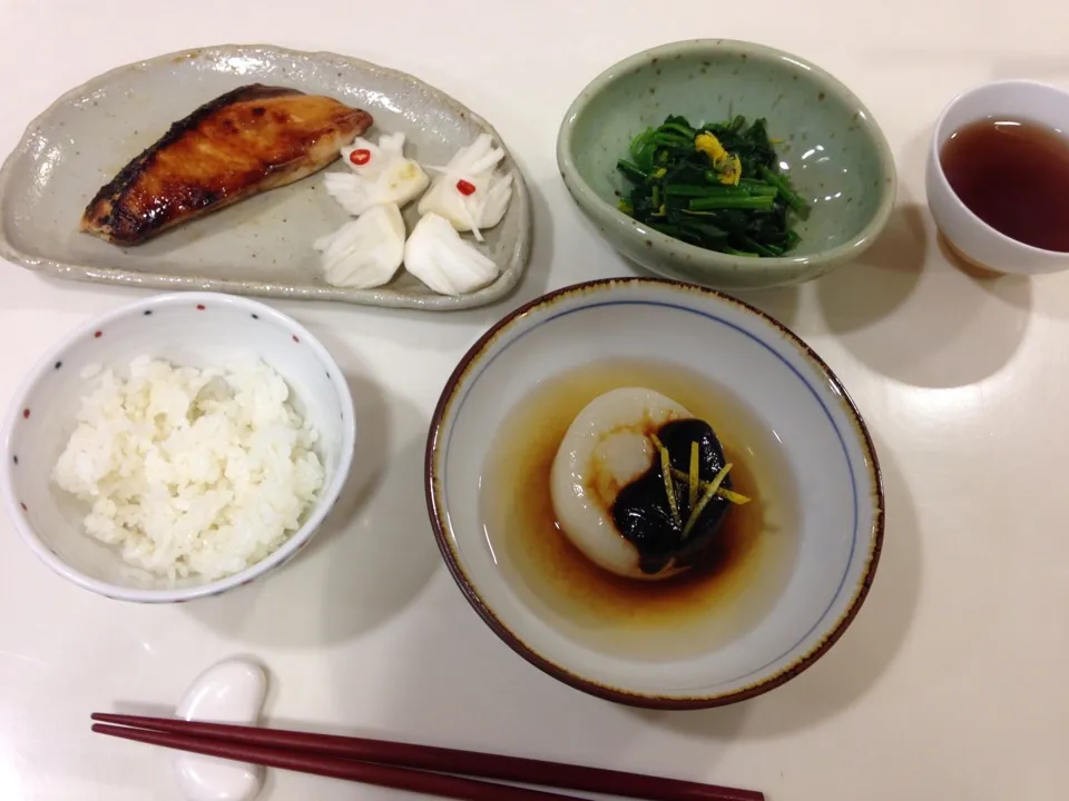 鰤の照り焼き、ふろふき大根、ほうれん草の胡麻和え|RUIさん