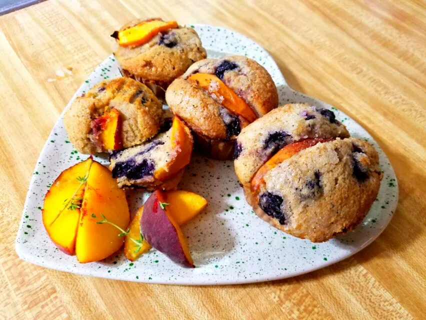 blueberry cherry whole wheat muffins|Aja Ray Bethany Embryさん