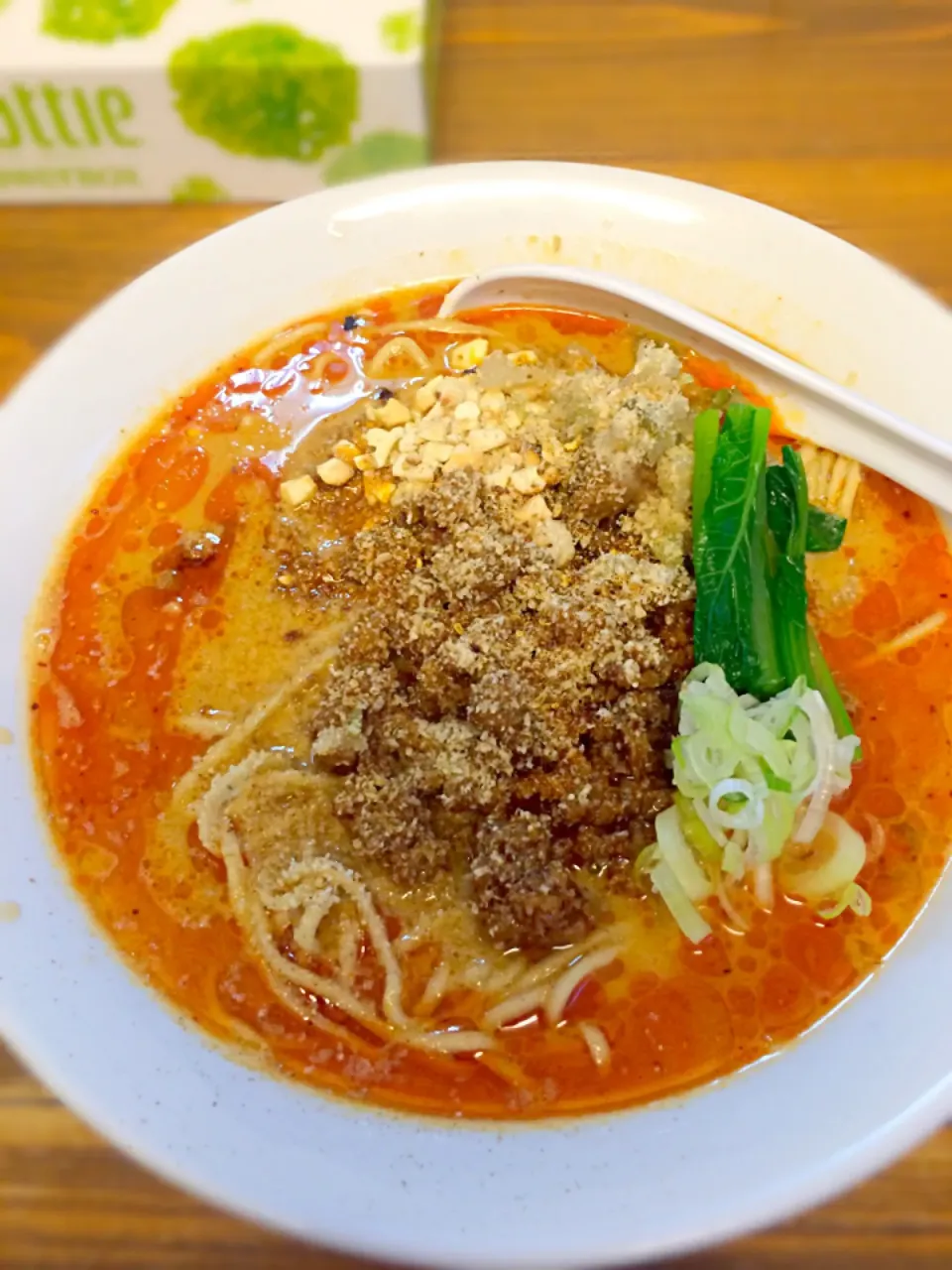 Snapdishの料理写真:担々麺 〆のご飯付き@くじら食堂|morimi32さん