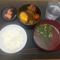 ⚪️黒豚軟骨と根菜の煮物
⚪️鶏出汁スープ|ミソジーヌさん