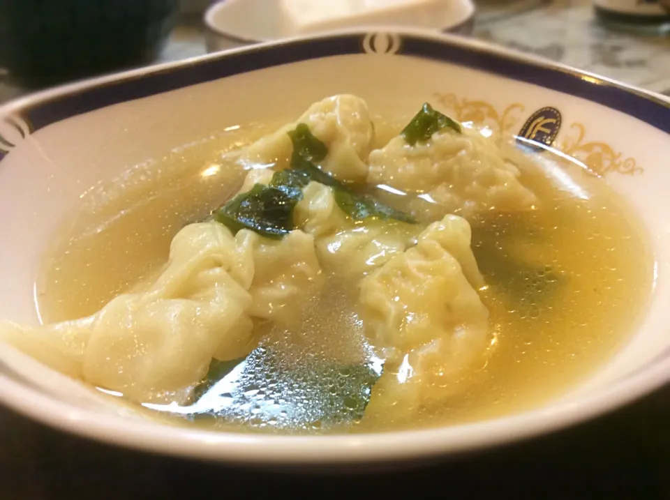 我が家のワンタンも美味しいわ〜😋|アライさんさん