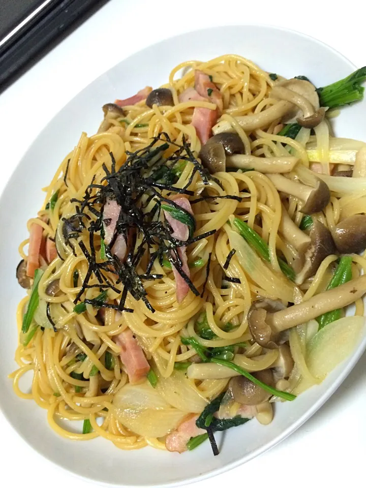 ベーコンとほうれん草の和風パスタ|りかさん