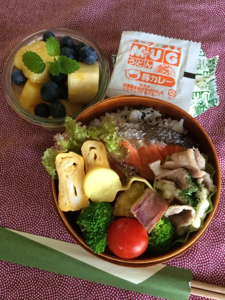 8/31のお弁当
鮭弁当…|yuhyuさん