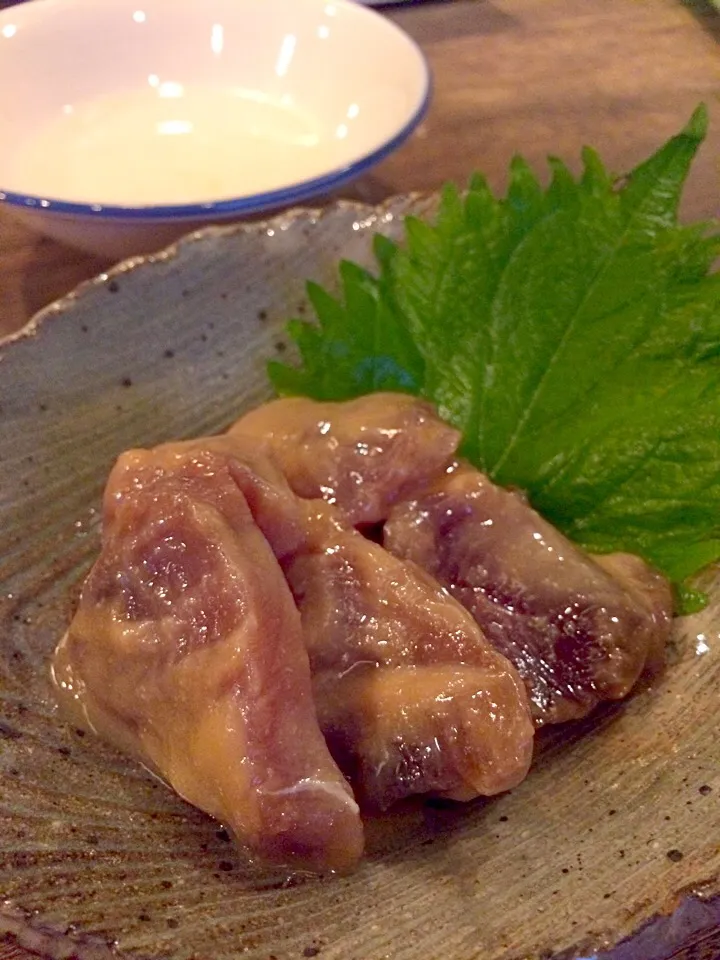 鰹の味噌漬け  奥の液体で洗って食す|マユマユさん