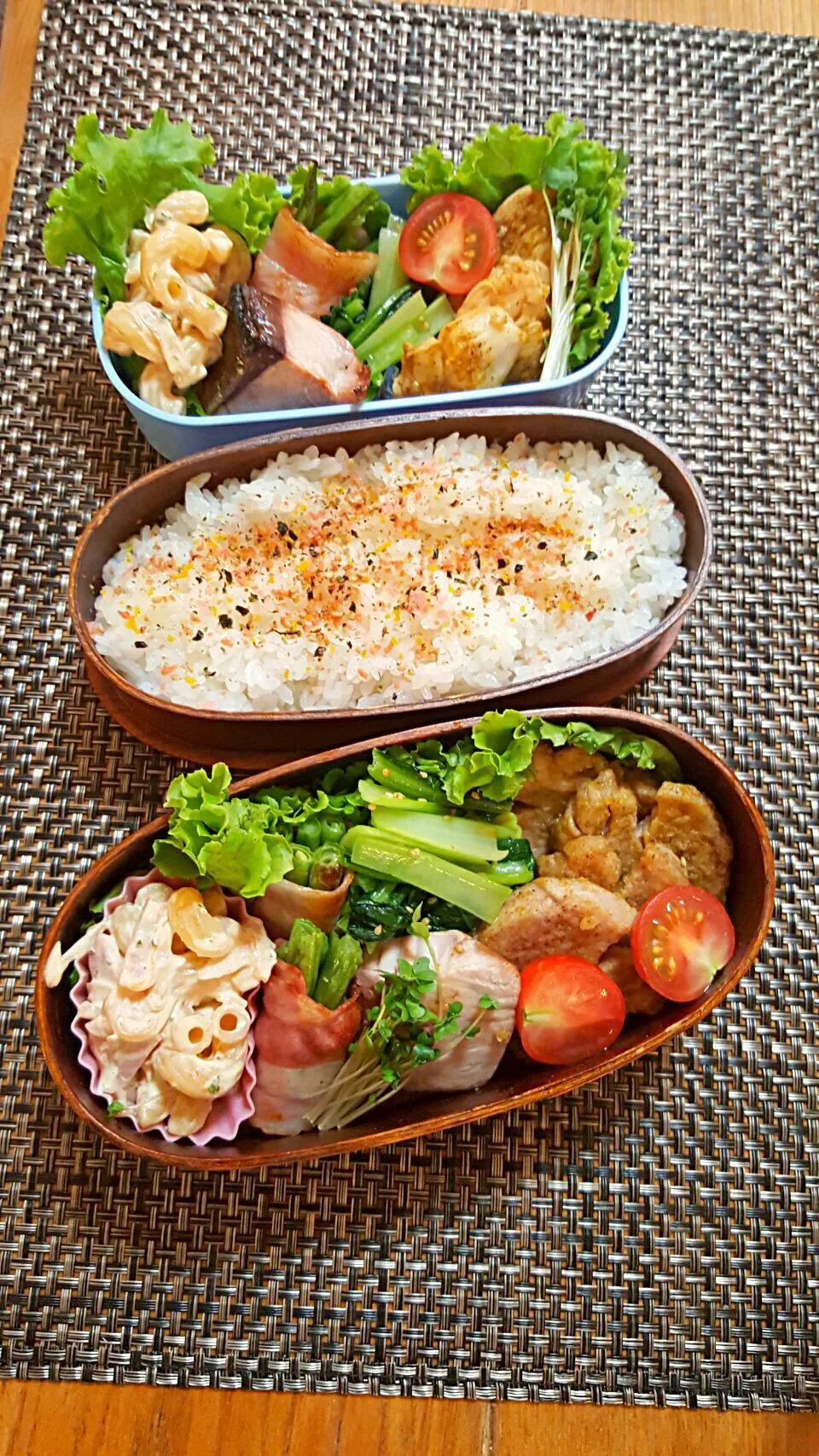 Snapdishの料理写真:今日のお弁当🎵　豚ヒレソテー(カレー)🐷🐷🐷|クッキングオヤジさん