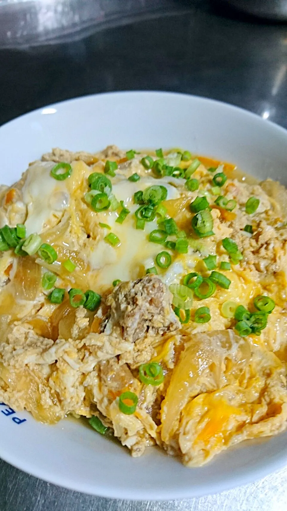 ヒネで出汁が٩(๑♥ڡ♥๑)۶美味しい
親子丼🐔🍳🍴⑅*॰ॱ|Noriko🍝🍴🍩さん