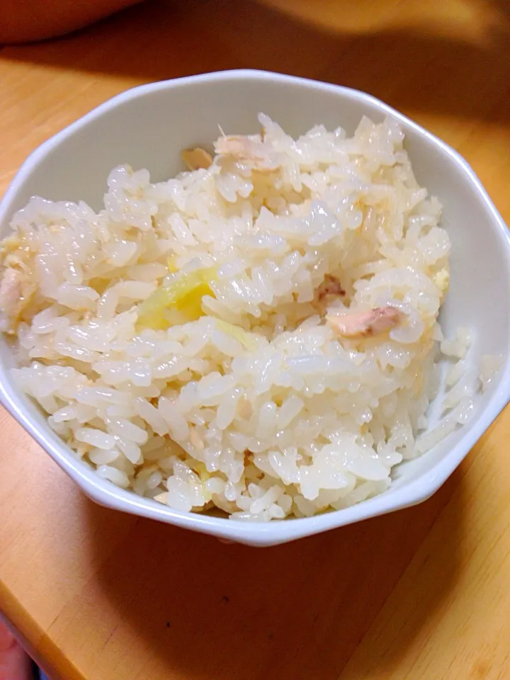 もち米消費②炊き込みご飯 シーチキン、油揚げ、生姜入り|りりこさん