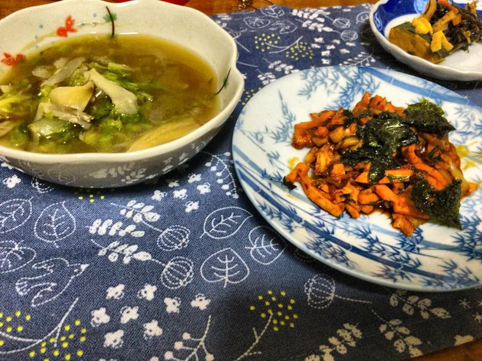 鮭キムチ
キャベツの中華スープ
ひじきの煮物
かぼちゃの煮物|yunさん