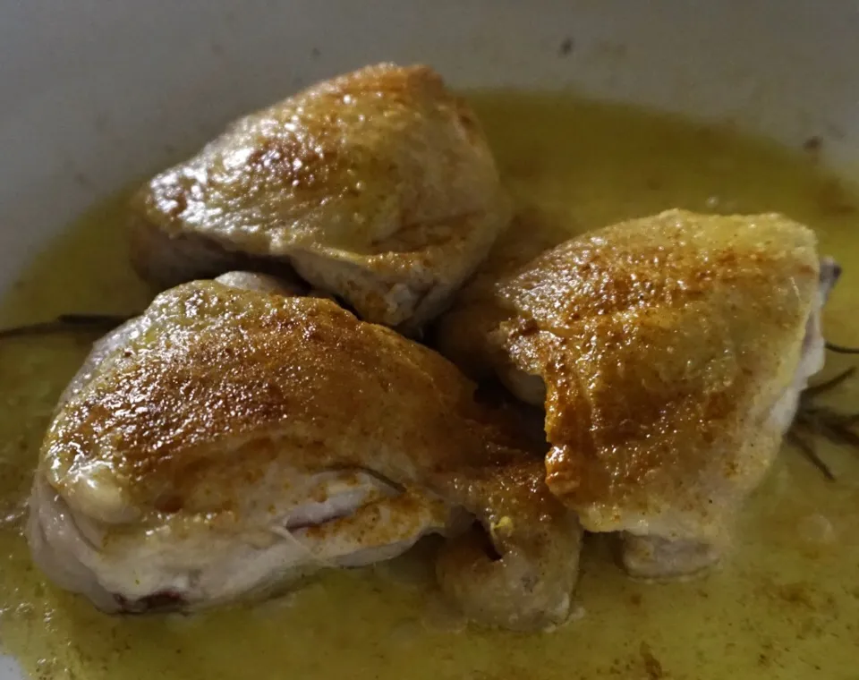 Snapdishの料理写真:#pollo rosolato alla curcuma.

#cucina #ricette|matteo pisanoさん