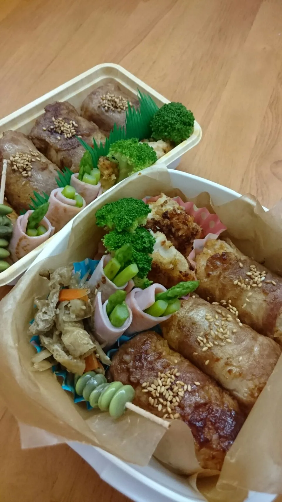 9月2日肉巻きおにぎりとアスパラベーコン弁当|あけみさん