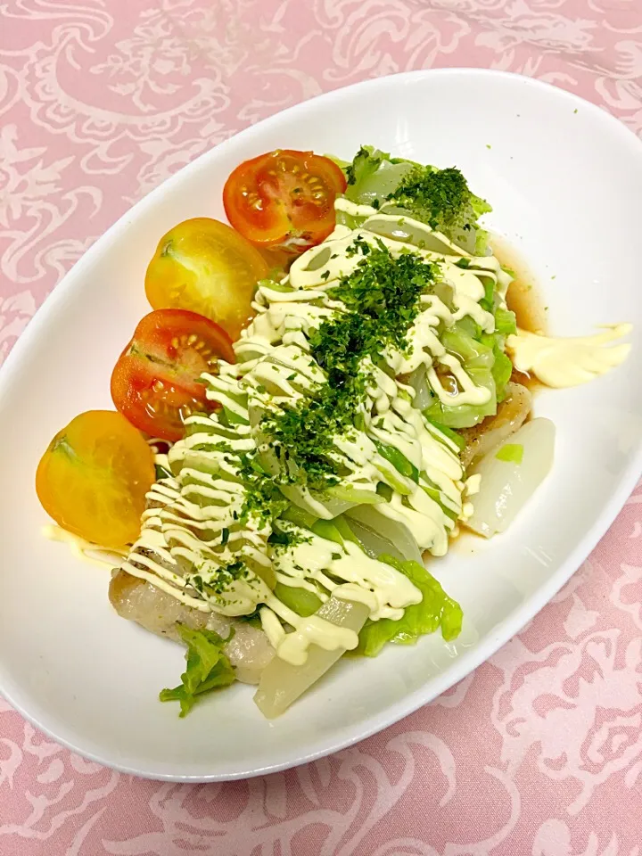 ポークソテー🍖キャベツ玉葱ソース🍴
お好み焼き風😋食欲ない時でも食べやすいです〜豚肉で体力アップ💪|きゅうちゃんさん