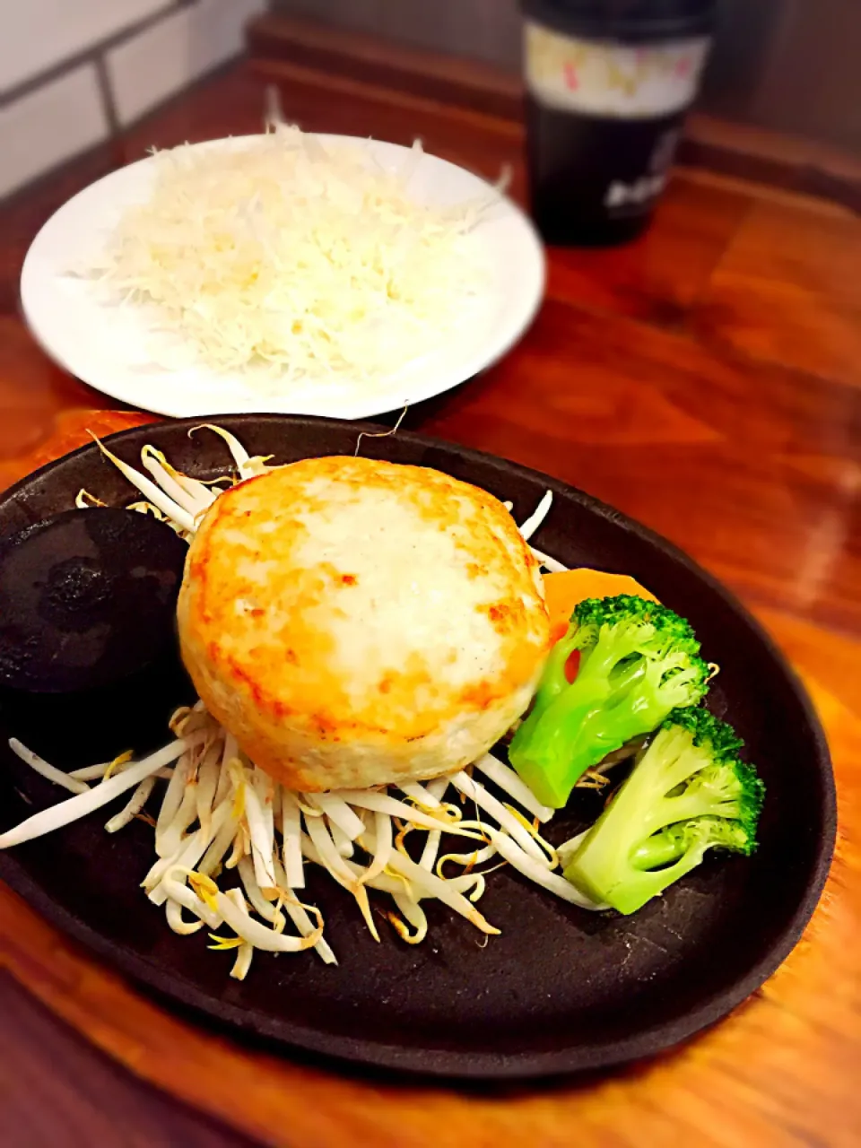 鶏胸肉の豆腐入りおろしポン酢ハンバーグ|ヒロヒロさん