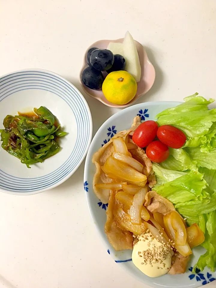 晩ご飯♡|ポヨーンさん