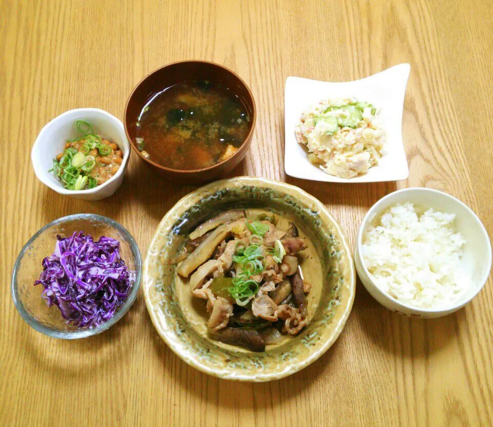 Snapdishの料理写真:『茄子と豚肉のポン酢炒めで晩ごはん♪』|seri-chanさん