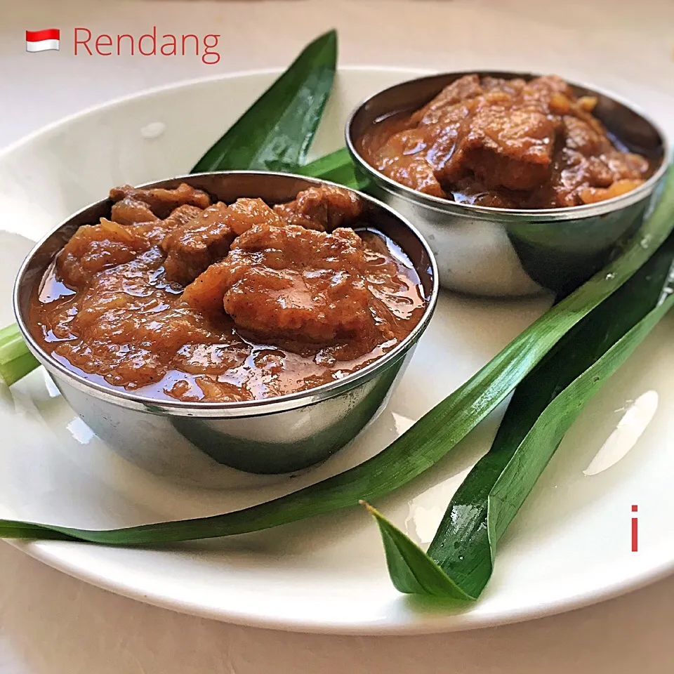 Snapdishの料理写真:ルンダン 【Rendang】|izoomさん