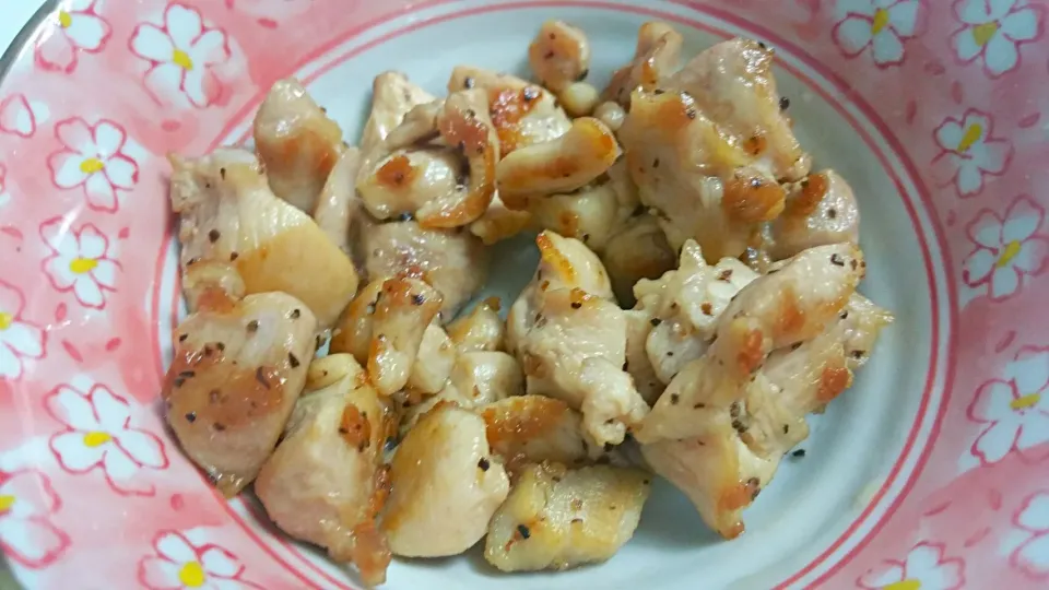 Simple grilled sesame oil with black pepper boneless chicken leg 😍💁|🌷lynnlicious🌷さん