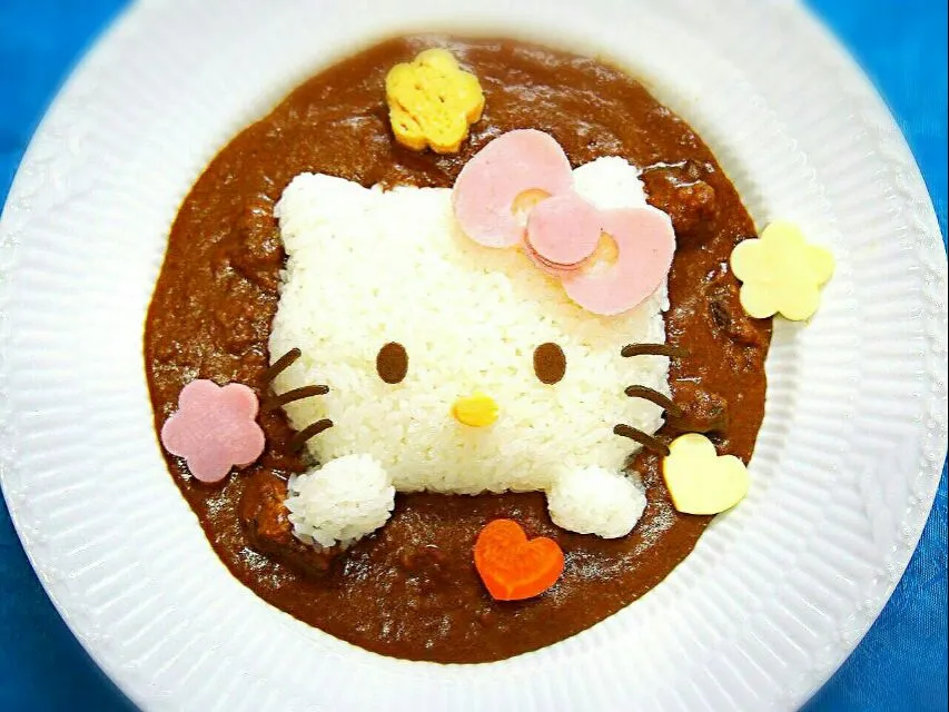 Snapdishの料理写真:ハローキティ  デコカレー💝|mika78さん