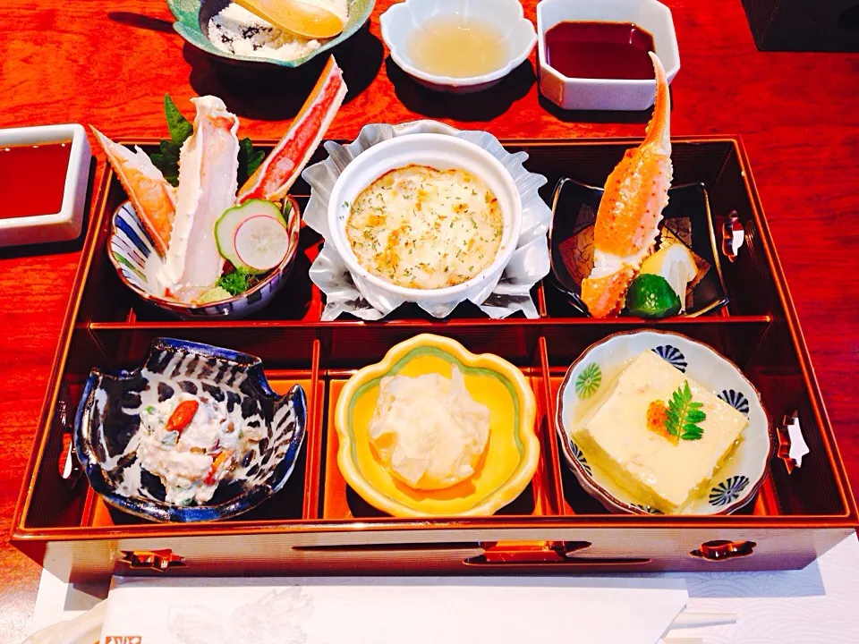 カニ酢  カニグラタン  かに豆腐                                        かに造り  かに湯葉しゅうまい                                                                かに白あえ|ちゃみこさん