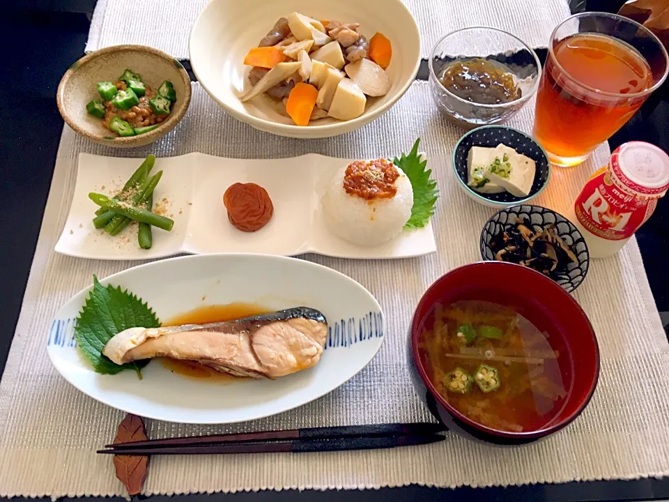 シンプル和食でお昼ごはん|Tomoさん