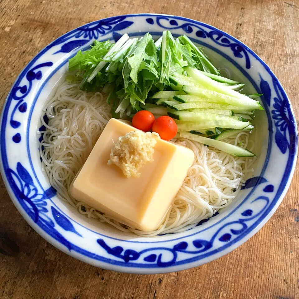 夏休みの昼食‼︎|Yoshinobu Nakagawaさん