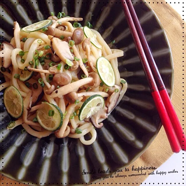 きのことすだちのガリバタポン酢焼うどん🍄🍄|miffy・x・さん