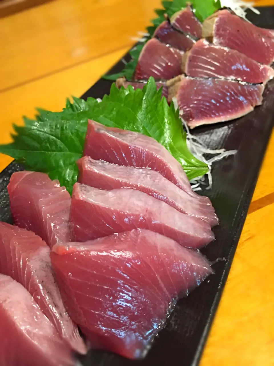 本日の釣果は戻り鰹6匹
生造りとたたき|のぶのぶさん