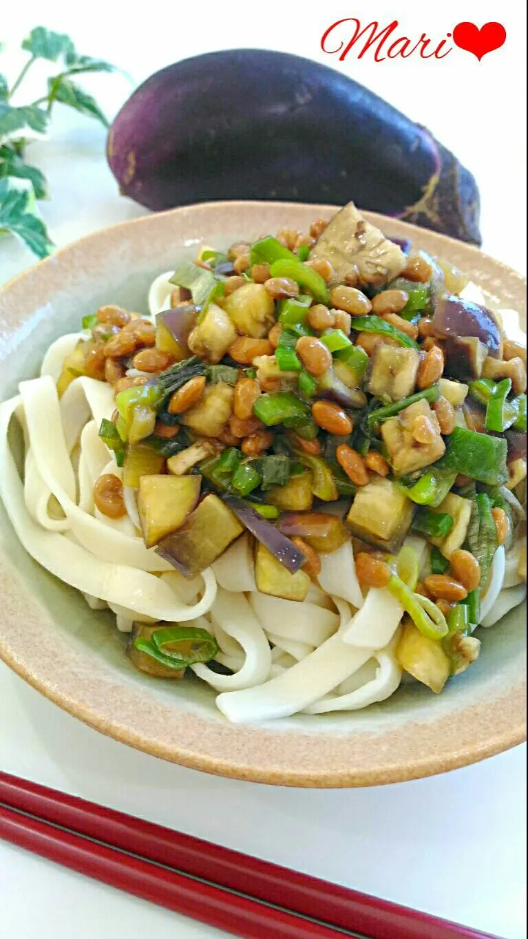 Snapdishの料理写真:ナス＆納豆のスタミナ☆ツルッと冷たい麺|Mariさん