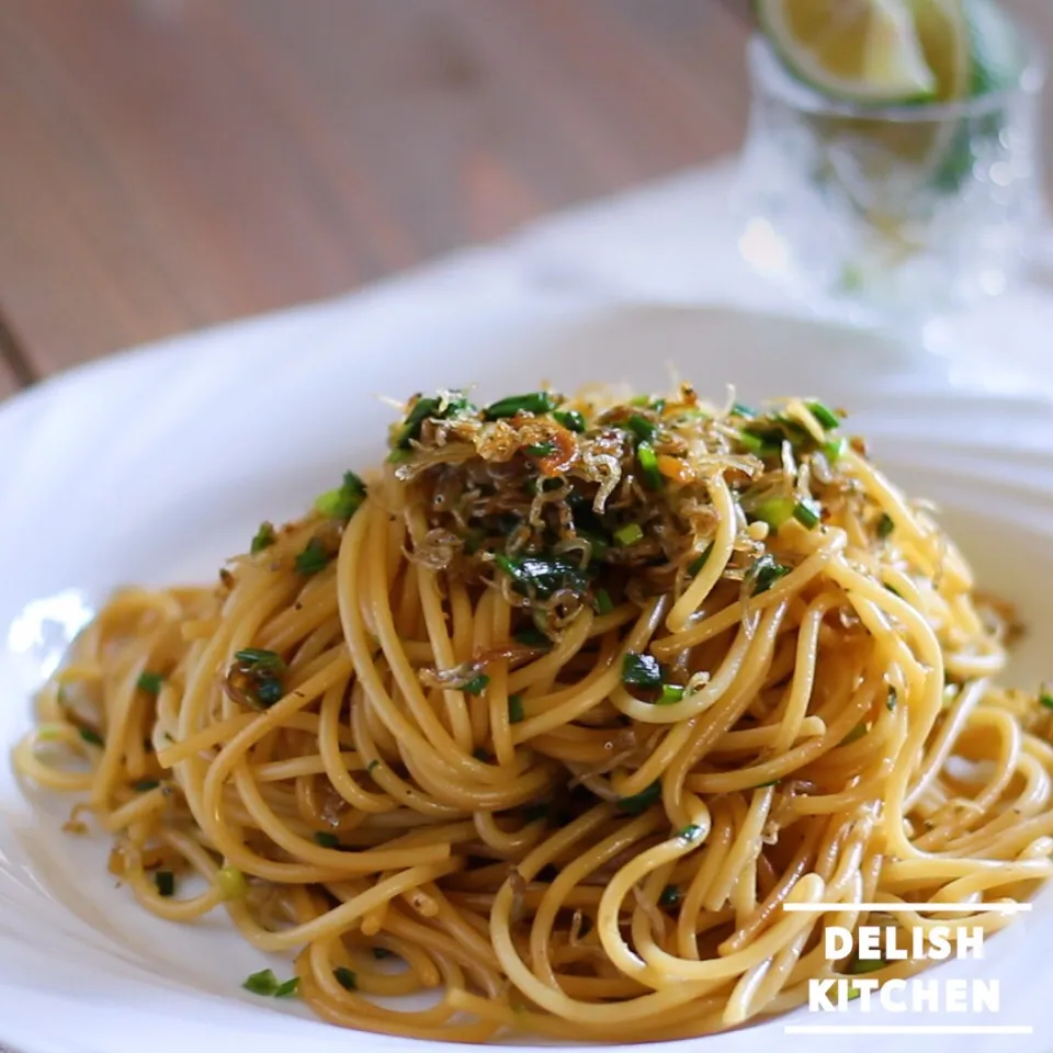 【動画】じゃこにんにくパスタの作り方 #delishkitchentv|DELISH KITCHENさん