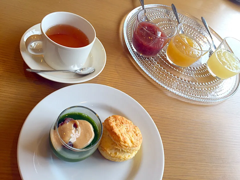 カントリービスケット
抹茶のゼリー
梨のコンフィチュール|tomoriさん